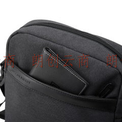 瑞动（SWISSMOBILITY）防泼水户外休闲时尚款挎胸包MT-5937-02T00黑色